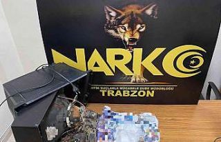 Televizyonun içinden 300 gram metamfetamin ele geçirildi