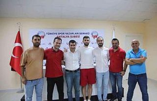 TSYD Antalya Şubesi’nde 10. yıl coşkusu