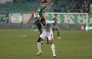 Tuğbey Akgün: "Bursaspor’dan maalesef ayrılıyorum"