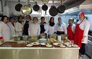 Turizm sezonunda aşçılık kursuna yoğun ilgi