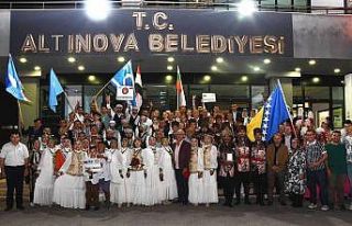 Türk Dünyası Altınova’da buluştu