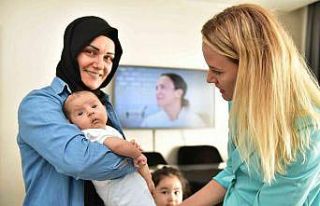 Tuzla’da yeni doğan bebeklere ilk hediyeleri Başkan...