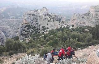 Uçuruma düşen motosikletin sürücüsü yaralandı