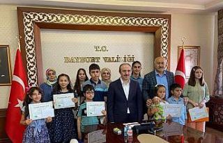 Ufka Yolculuk Yarışması ödülleri Vali Epcim tarafından...