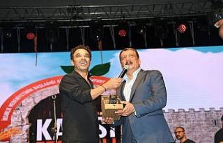 Uğur Aslan ve Buray Malatyalıları coşturdu