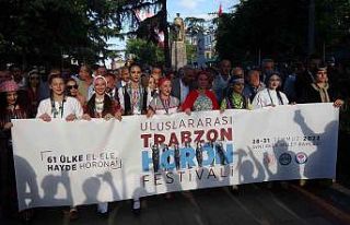 Uluslararası Horon Festivali coşkulu başladı