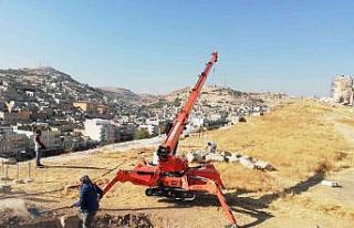 Urfa Kalesinde sürdürülen kazı çalışmalarına...