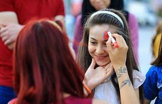 Uşak’ta mahalle şenlikleri başladı