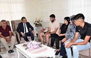 Vali Akkoyun’dan Peçe-Kilit Operasyonunda yaralanan...