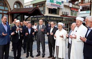 Vali Atay Düzcelilerin Kurban Bayramı’nı kutladı