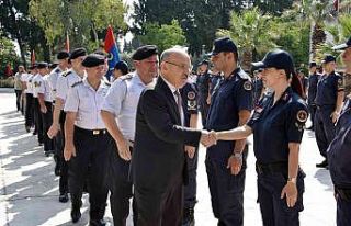 Vali Karadeniz’den bayram ziyaretleri