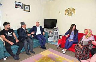 Vali Öner’den şehit ve gazi ailelerine bayram...