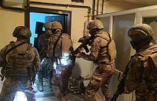 Van’da 1’i çocuk 16 düzensiz göçmen yakalandı