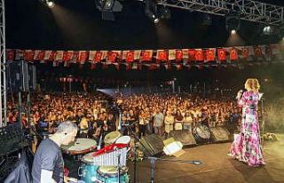 Van’da Funda Arar rüzgarı