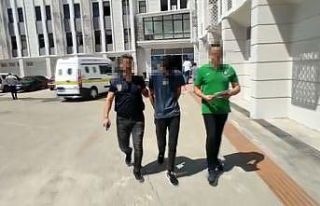 Vatandaşları dolandıran sahte savcı ve polis yakalandı