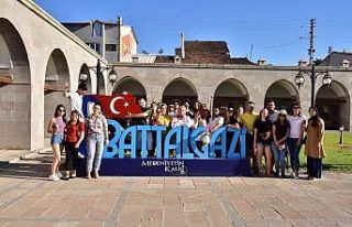 Yabancı öğrenciler Battalgazi’ye hayran kaldı