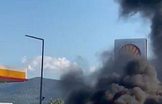 Yalova’da akaryakıt istasyonunda otomobil alev...