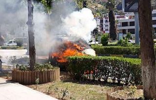 Yanan çekici kullanılmaz hale geldi