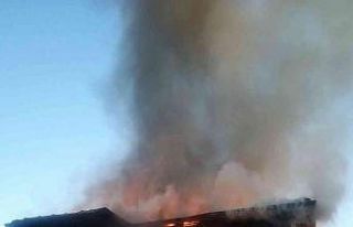 Yangında ev küle döndü