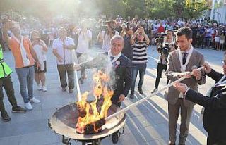 Yaprak festivali renkli görüntülerle başladı