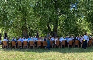 Yedisu Kaymakamı Kaya vatandaşlarla bir araya geldi