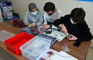 Yeşilyurt’ta ücretsiz robotik kodlama kursu