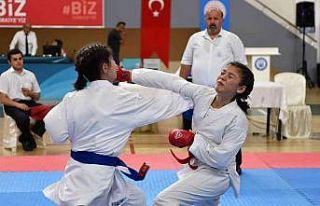 Yıldırım’da ’15 Temmuz’ karate şampiyonları...