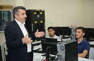 Yıldırım’da önce eğitim sonra iş