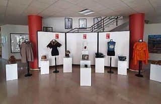 Yüksek Lisans öğrencilerinin eserleri görücüye...