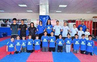 Yunusemre’de çocuk ve gençler wushu öğreniyor