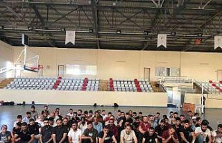 Yurt dışına kaçmaya hazırlık yapan 66 göçmen...