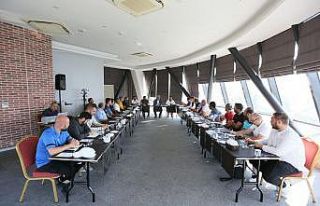 Yüzme yarışları öncesi koordinasyon toplantısı...