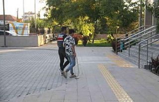 10 yaşındaki çocuk tüfeğin ateş alması sonucu...