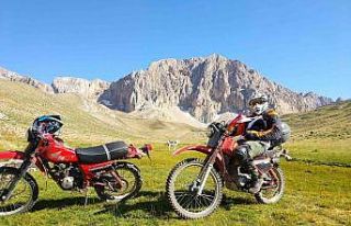 2 bin 500 rakıma motorlarıyla çıktılar, yaylada...