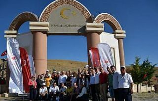 30 Ağustosta şehit torunları dedeleriyle Son Kale...