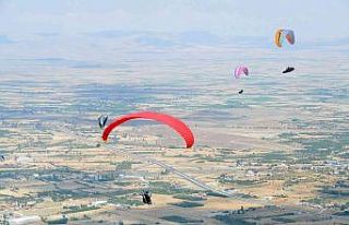 9. Akşehir XC Open Türkiye Yamaç Paraşütü Mesafe...