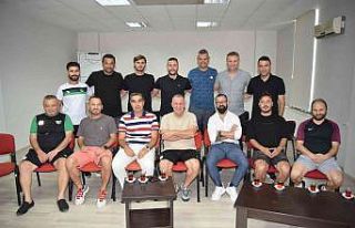 A. Denizlispor yol haritasını masaya yatırdı