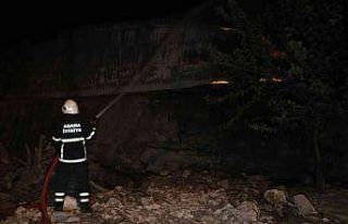 Adana’da geri dönüşüm fabrikasında yangın