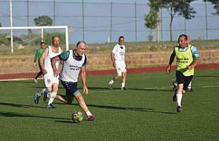 Ahlat’ta ’Şöhretler Karması Futbol Turnuvası’...