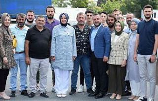 AK Parti "Yüz Yüze 100 Gün" projesi ile...