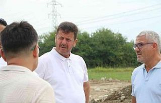 Akyazı’da projeler tam gaz sürüyor