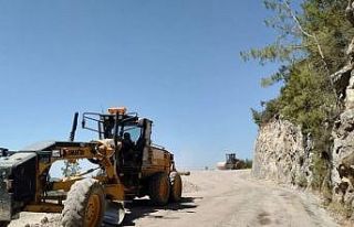 Alanya Bayırkozağacı yolu asfalta hazırlanıyor
