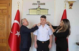 Albaylıktan tuğgeneralliğe terfi etti, apoletlerini...
