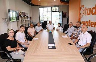 ALKÜ Rektörü Prof.Dr. Kalan, velilerle buluştu
