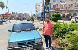 Altın ve para bulamayınca çaldığı otomobili...