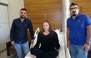 Amerikalı hemşire Van’a geldi, devlet hastanesinde...