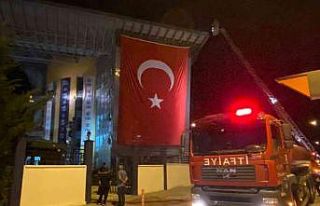 Ankara’da okul dış mantolamasında yangın