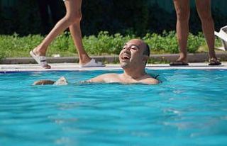 Aquaparkın özel misafirleri, suyun keyfini çıkardı