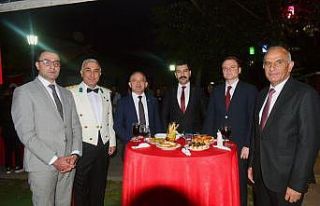 Ardahan’da 30 Ağustos Zafer bayramı resepsiyonu