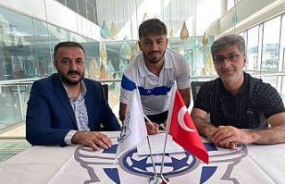 Arguvanspor’da imza şov